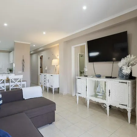 Retreat - 2br With Terrace & Ac * Calicos (Albufeira)